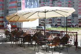 Деревянная мебель для летнего кафе Birka