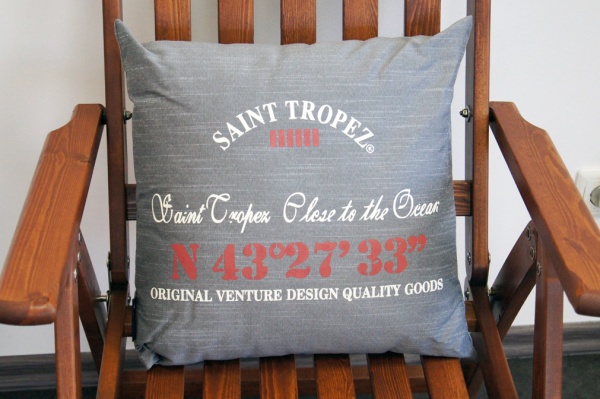 Декоративная подушка 330 Полиэстер KWA Декоративная подушка